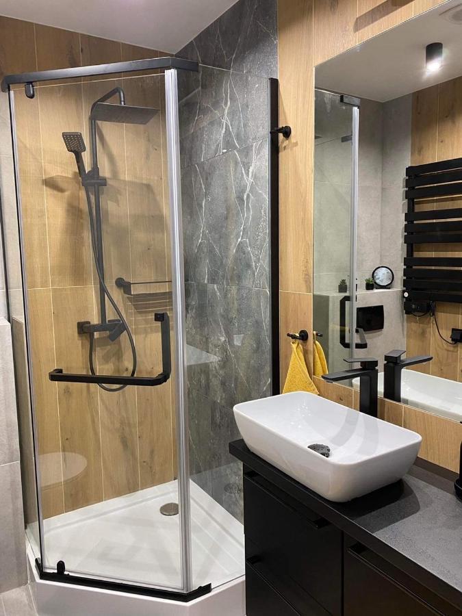 St. Cross Apartment Krakow Luaran gambar
