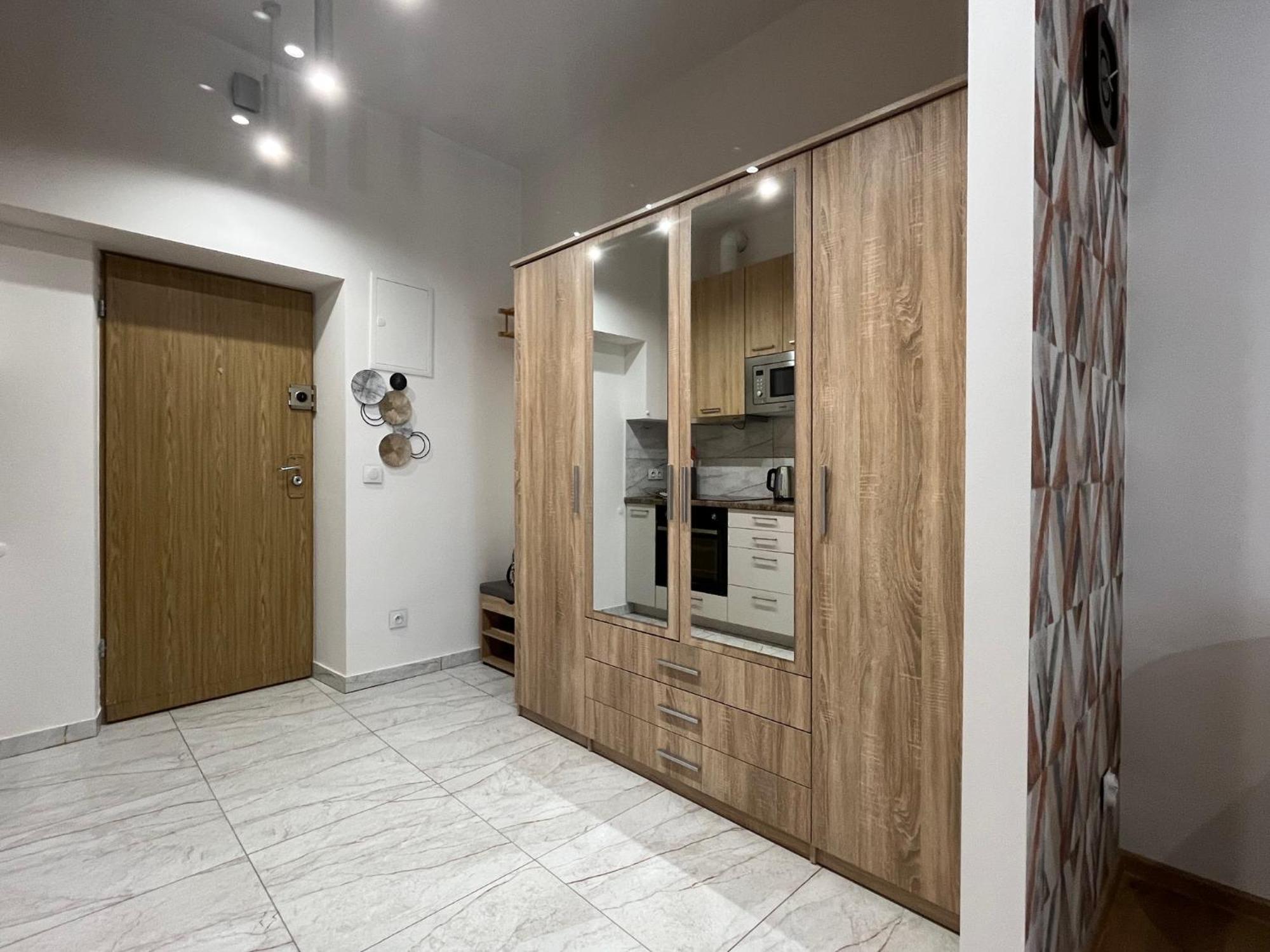 St. Cross Apartment Krakow Luaran gambar